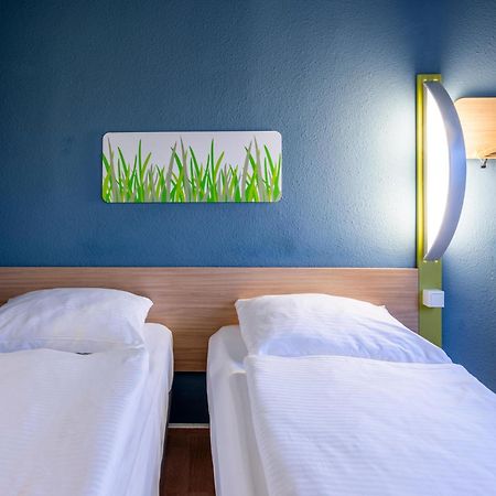 B&B Hotel Mannheim-Friedrichsfeld Exterior photo