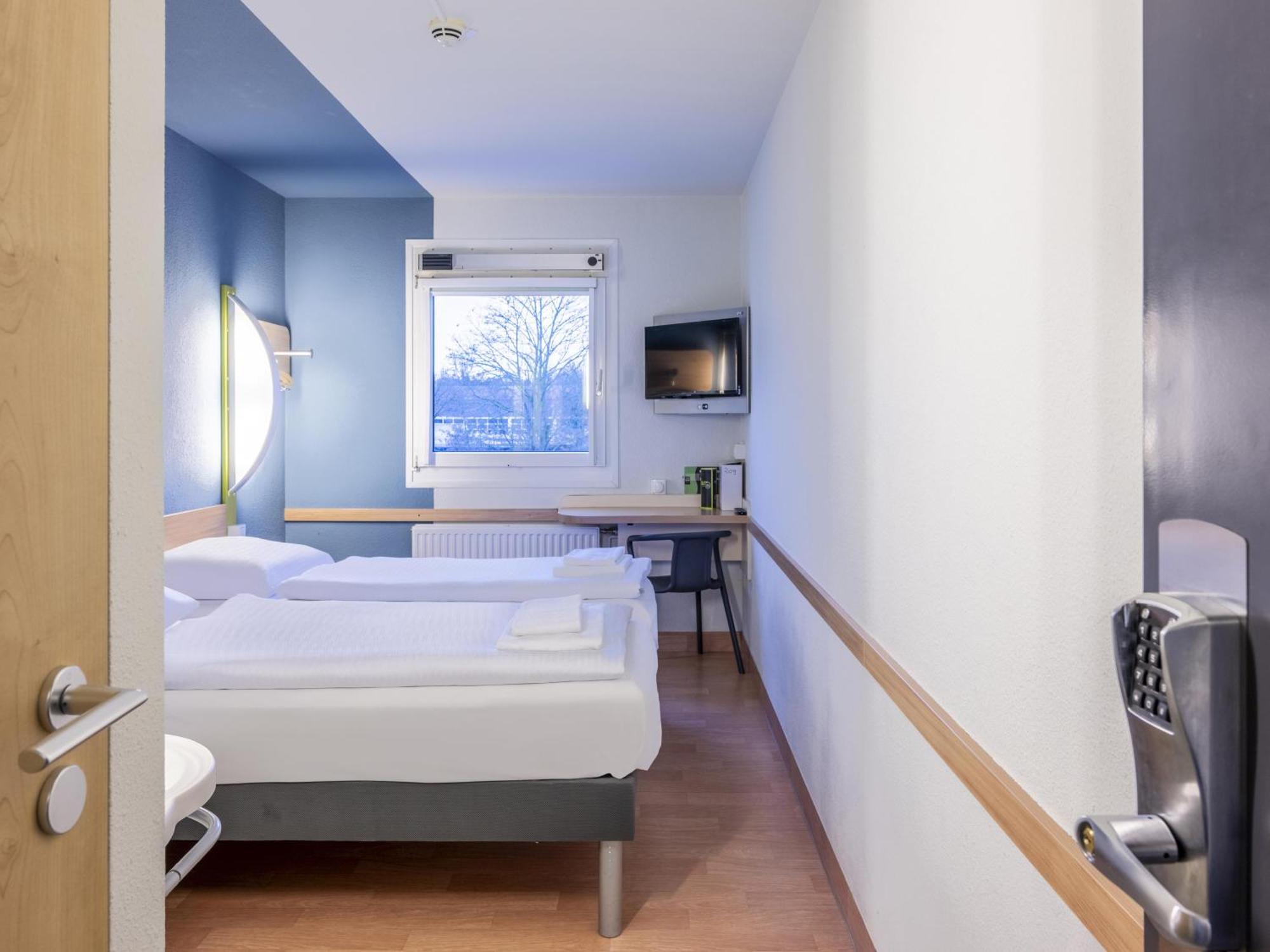 B&B Hotel Mannheim-Friedrichsfeld Exterior photo